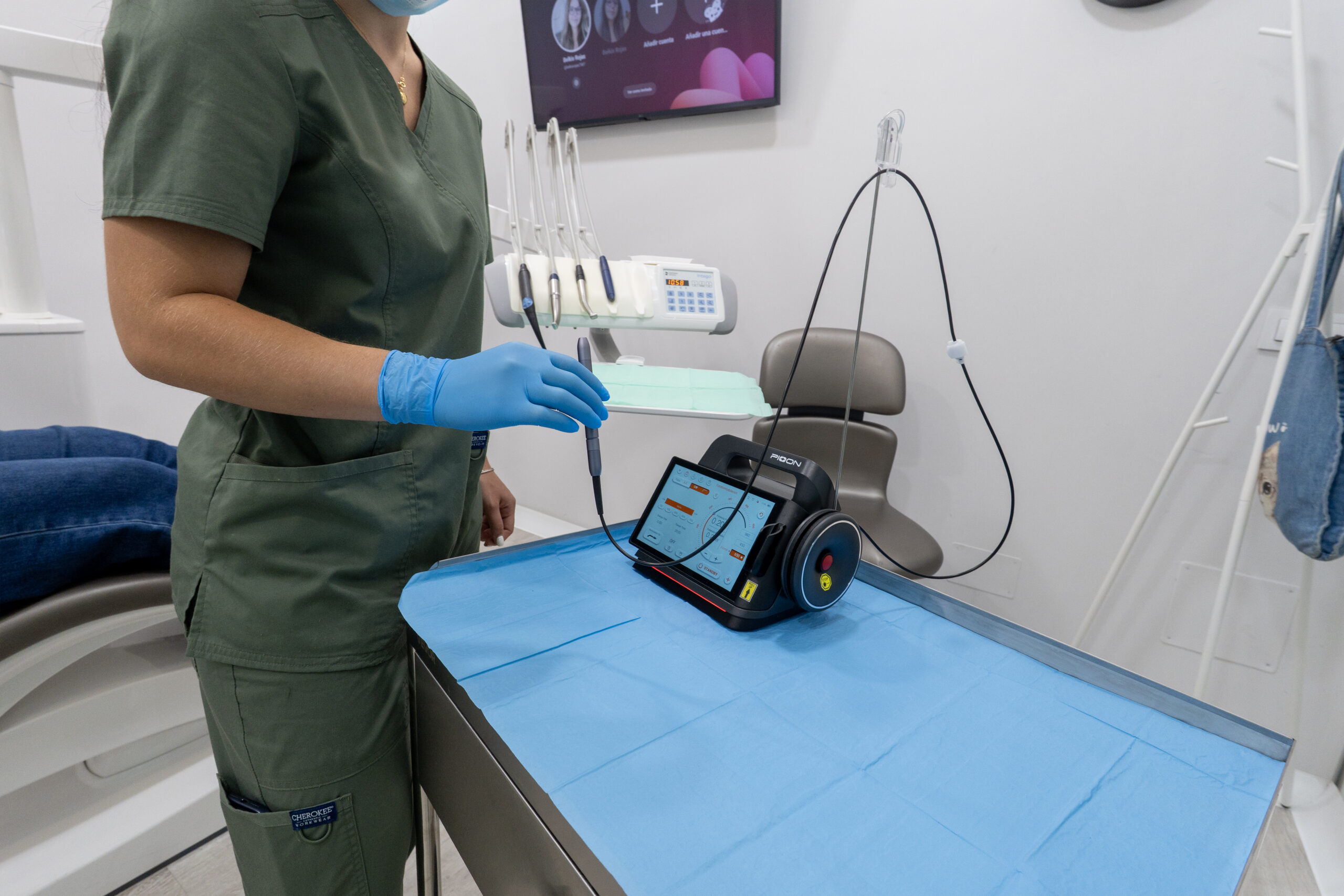 Tratamiento de odontología estética de precisión