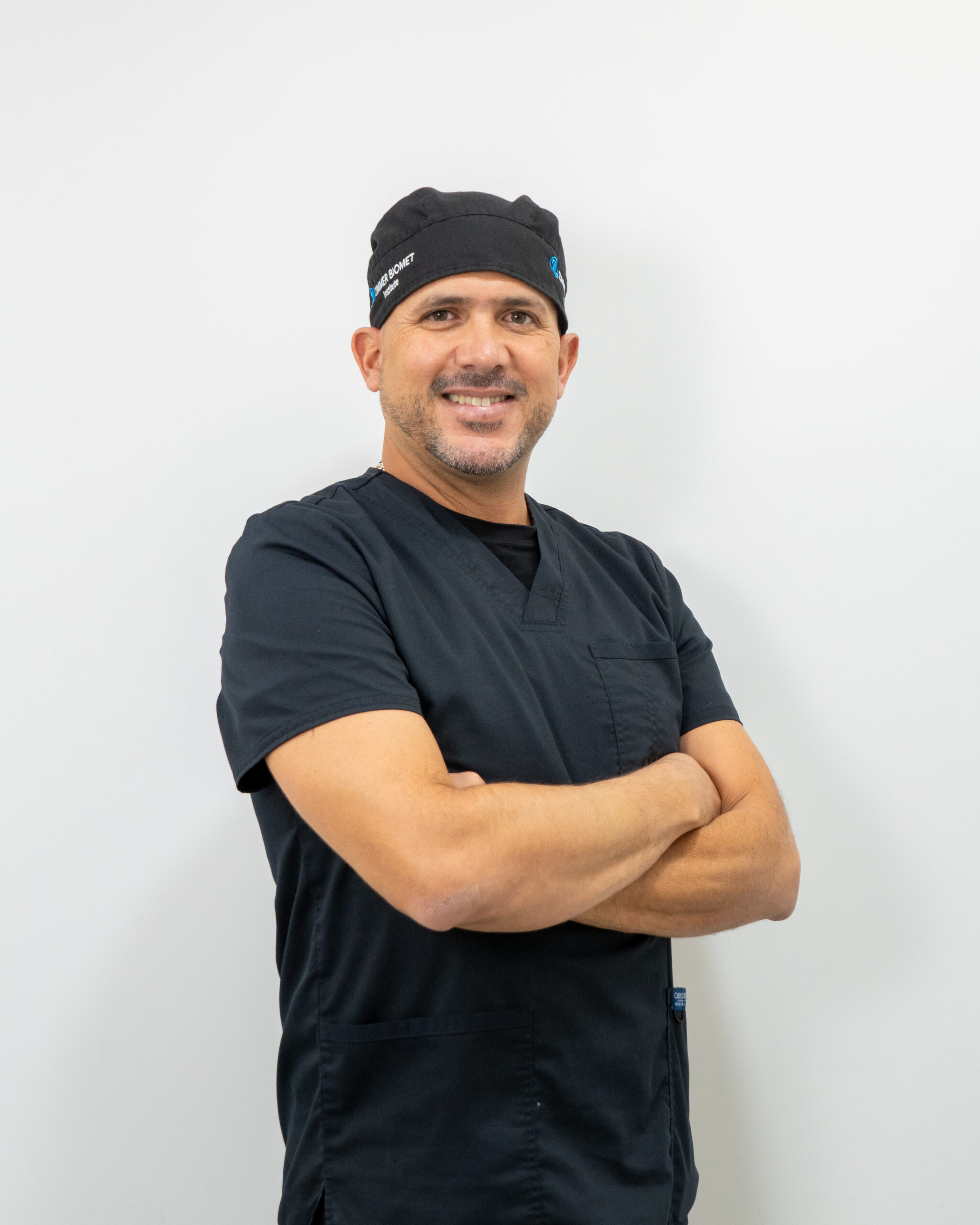 Dr. Efraín Crespo